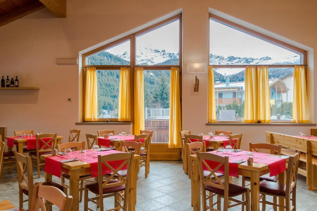 Hotel San Carlo, Tra Bormio E Livigno Isolaccia 3*,  Italia