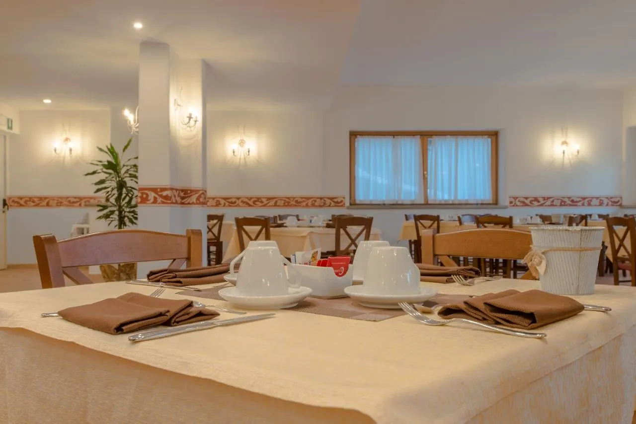 Hotel San Carlo, Tra Bormio E Livigno Isolaccia Italia