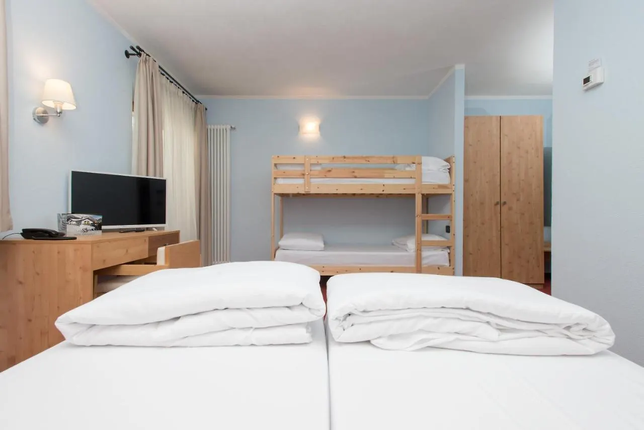 Hotel San Carlo, Tra Bormio E Livigno Isolaccia