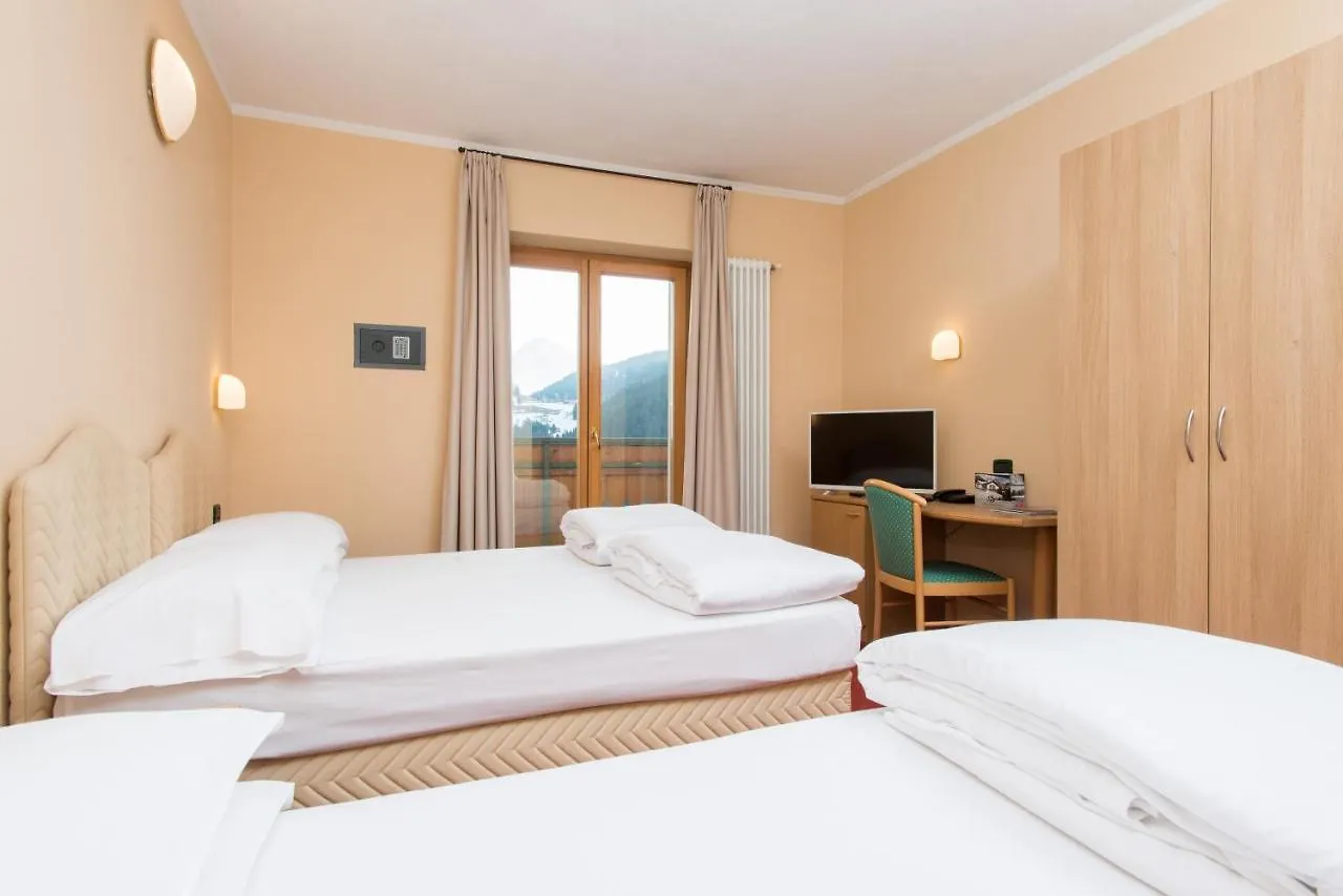 Hotel San Carlo, Tra Bormio E Livigno Isolaccia